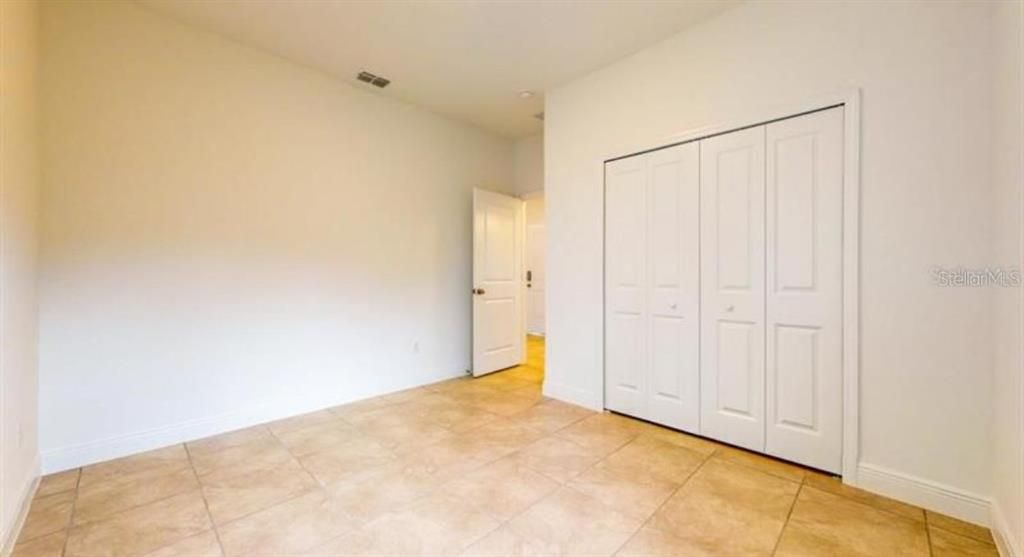 Active With Contract: $1,850 (4 beds, 2 baths, 1580 Square Feet)