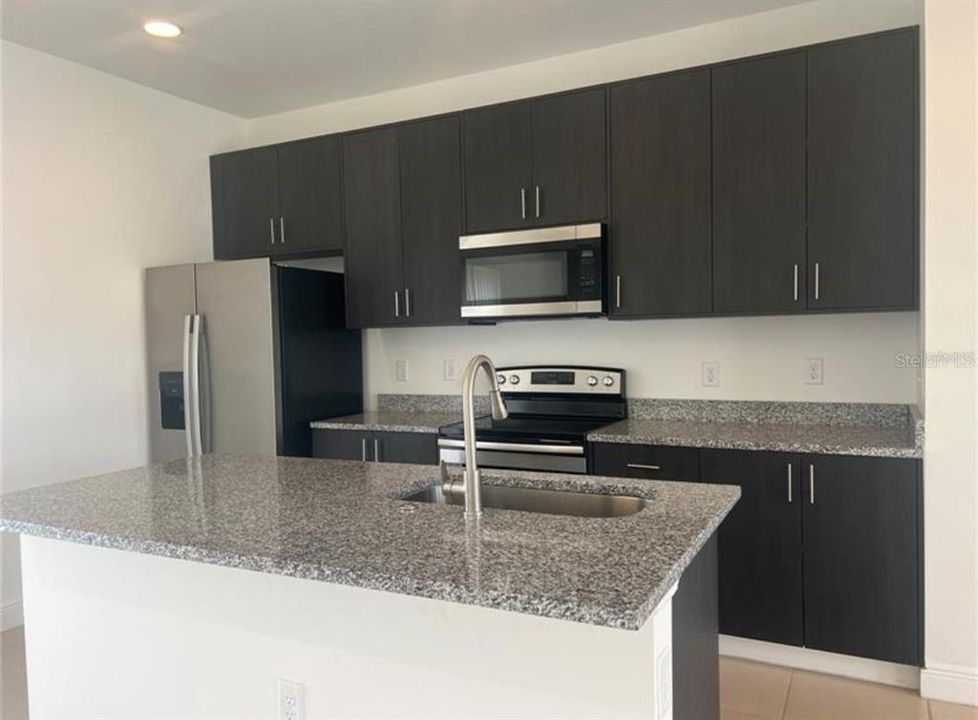 Active With Contract: $1,850 (4 beds, 2 baths, 1580 Square Feet)