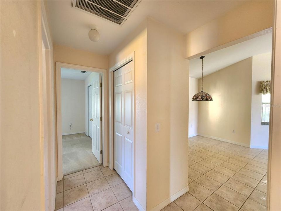For Sale: $325,000 (3 beds, 2 baths, 1592 Square Feet)