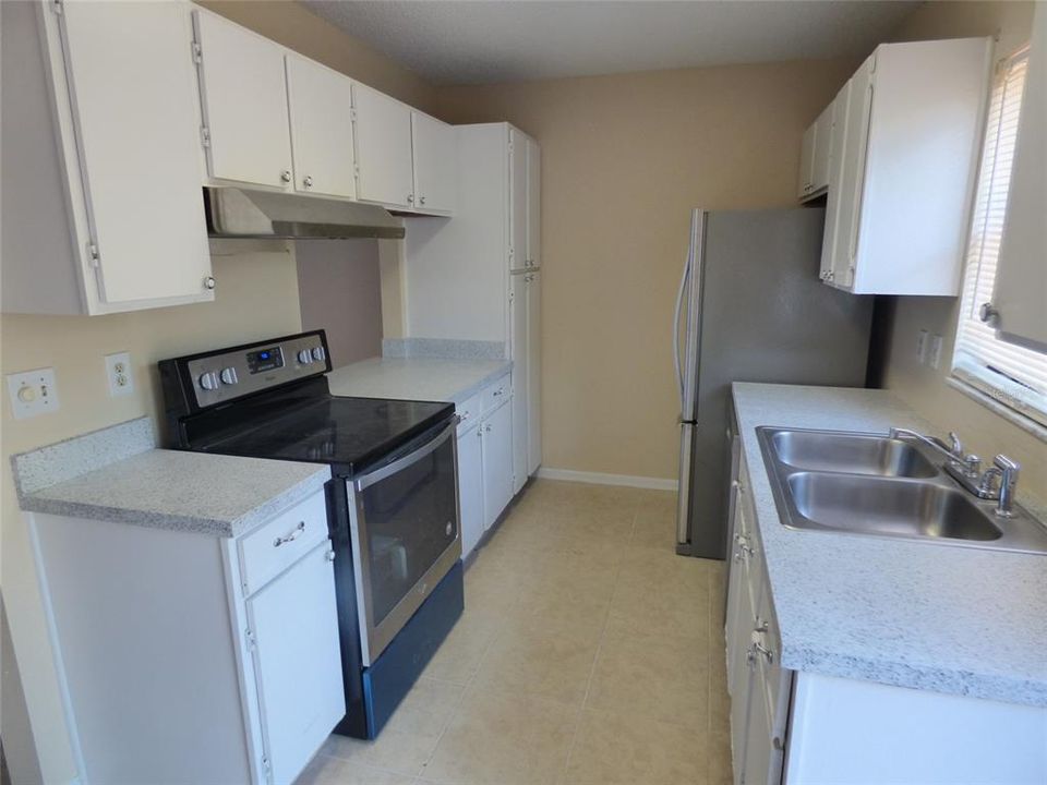 For Rent: $1,645 (2 beds, 2 baths, 1104 Square Feet)