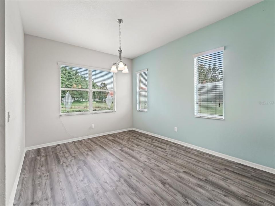 For Sale: $339,900 (3 beds, 2 baths, 1876 Square Feet)