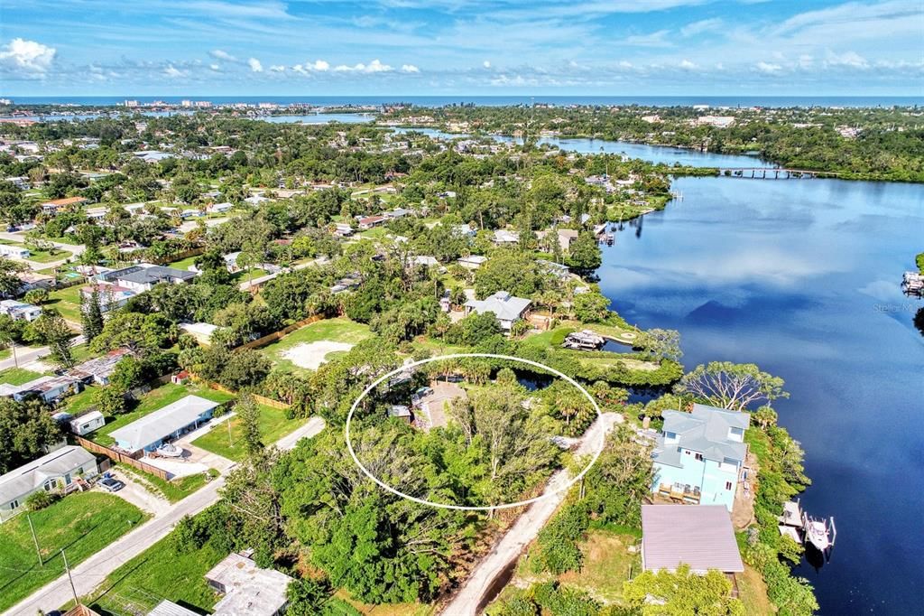 Minutes from beaches,..Casey Key, Nokomis Beach. Gulf.