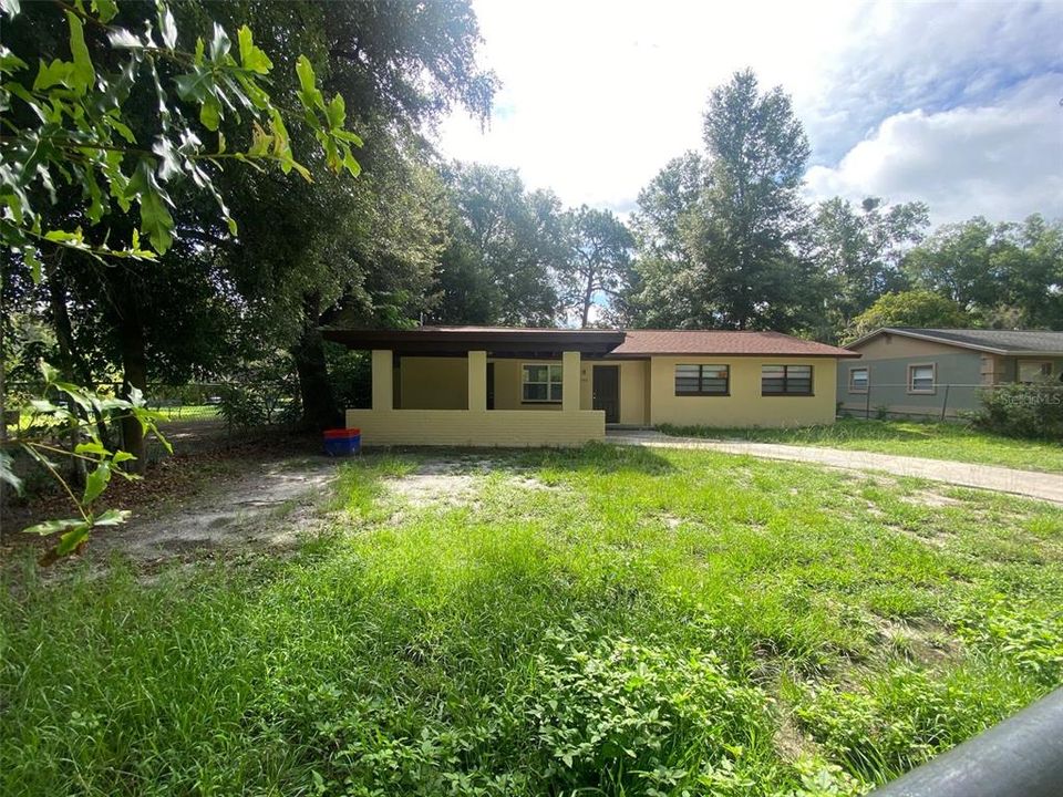 For Sale: $175,000 (4 beds, 2 baths, 1122 Square Feet)