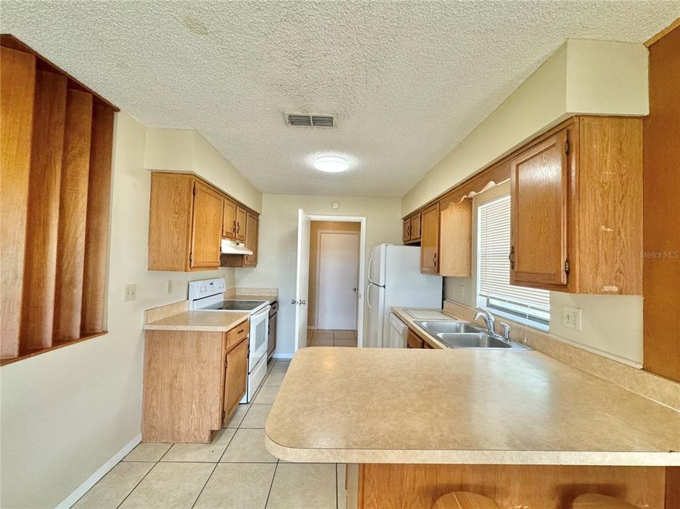 For Rent: $1,700 (2 beds, 2 baths, 1029 Square Feet)