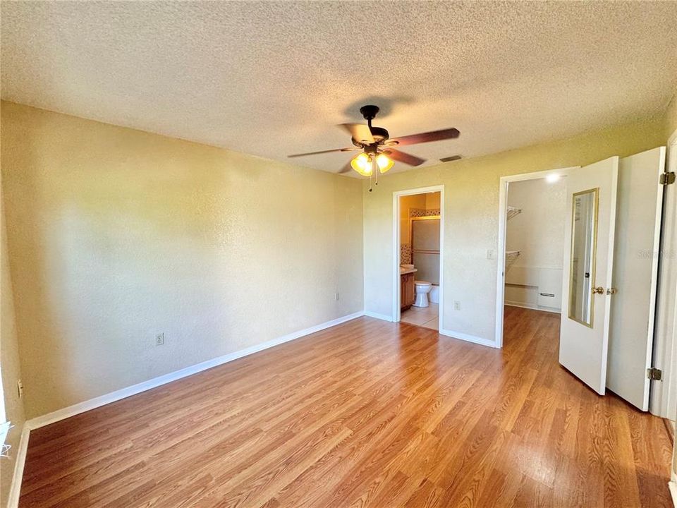For Rent: $1,700 (2 beds, 2 baths, 1029 Square Feet)