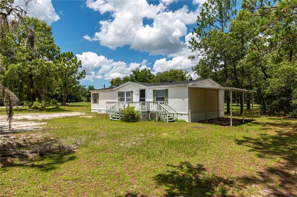 For Sale: $275,000 (3 beds, 2 baths, 1296 Square Feet)