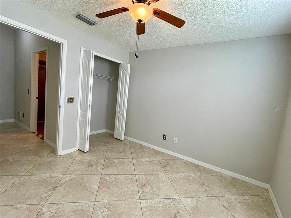 For Rent: $2,295 (4 beds, 2 baths, 1663 Square Feet)
