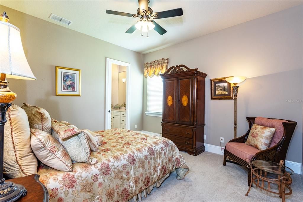 Guest bedroom two with  bathroom