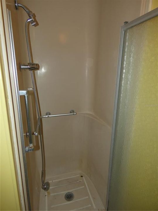 For Sale: $105,000 (2 beds, 2 baths, 962 Square Feet)