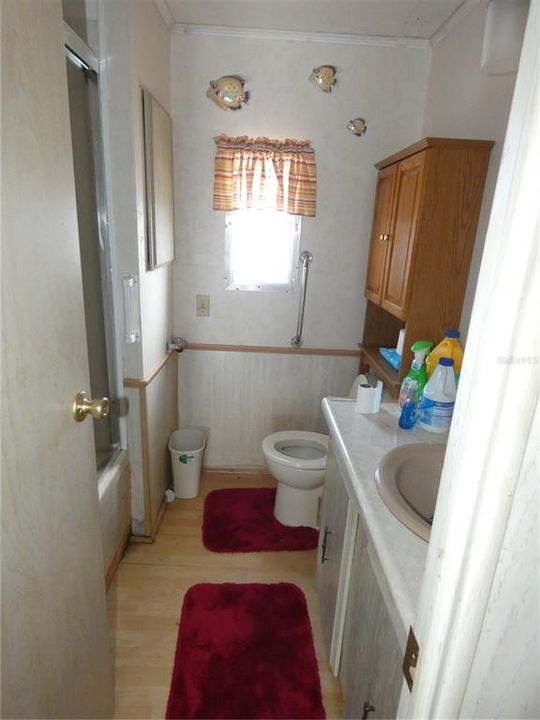 For Sale: $105,000 (2 beds, 2 baths, 962 Square Feet)