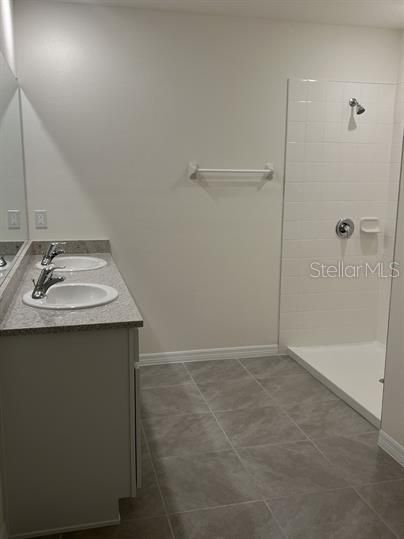 For Rent: $2,395 (3 beds, 2 baths, 1672 Square Feet)