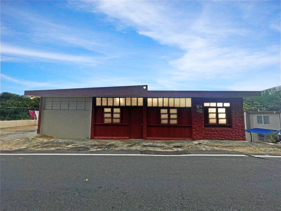 Recently Sold: $145,000 (6 beds, 3 baths, 1900 Square Feet)