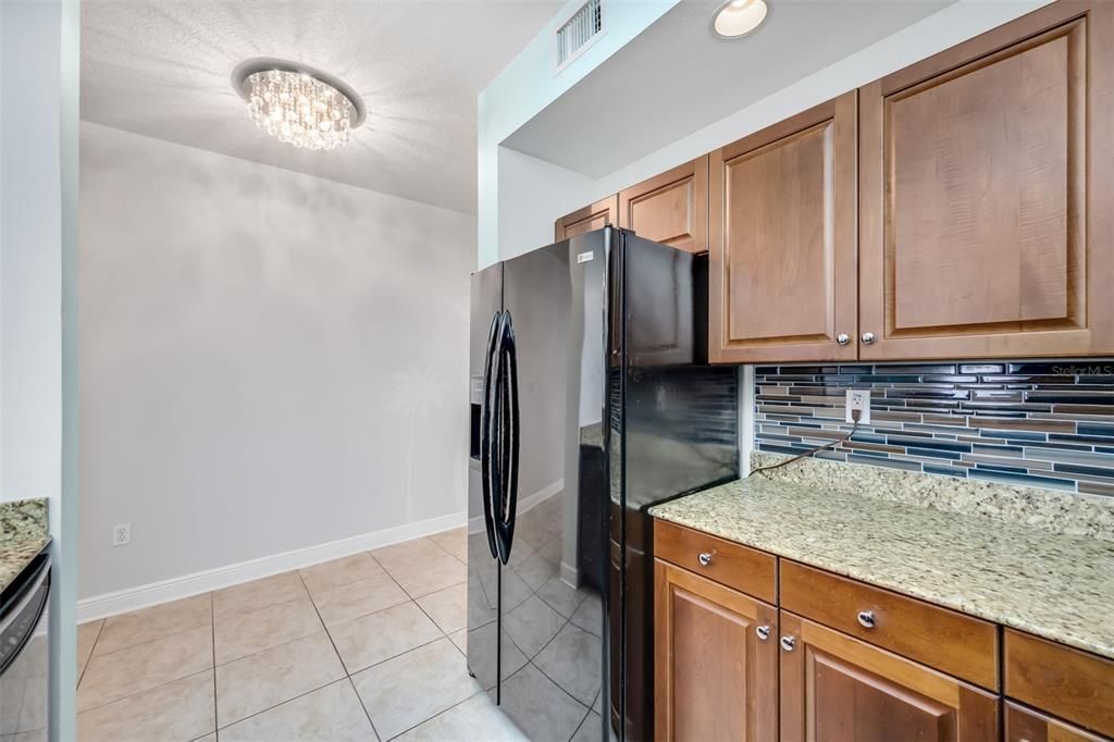 For Sale: $425,000 (2 beds, 2 baths, 1418 Square Feet)