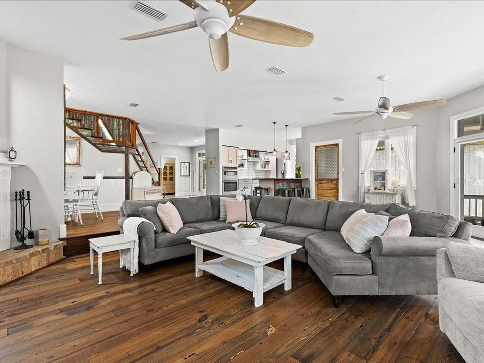 Eating area off kitchen