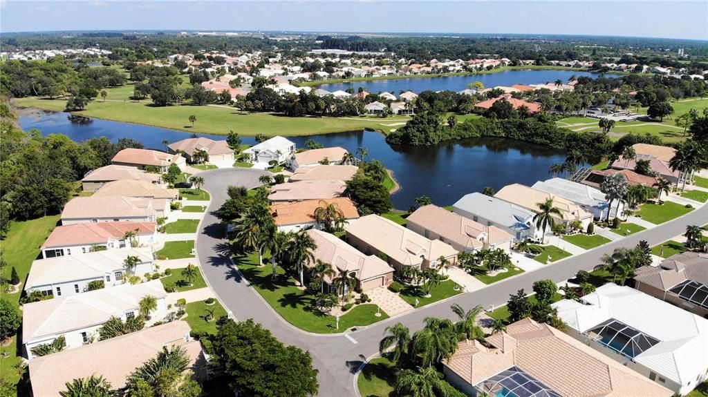 Aerial view of Seminole Lakes