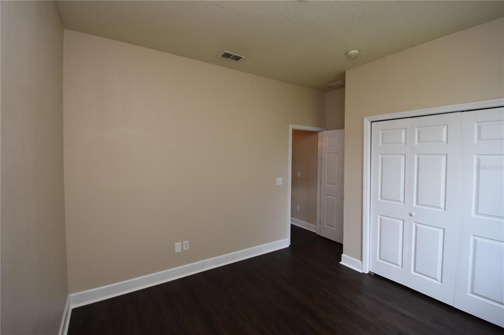 For Rent: $2,150 (3 beds, 2 baths, 1698 Square Feet)