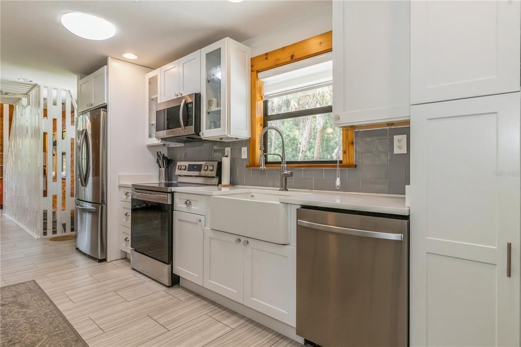 For Sale: $549,000 (2 beds, 2 baths, 1126 Square Feet)