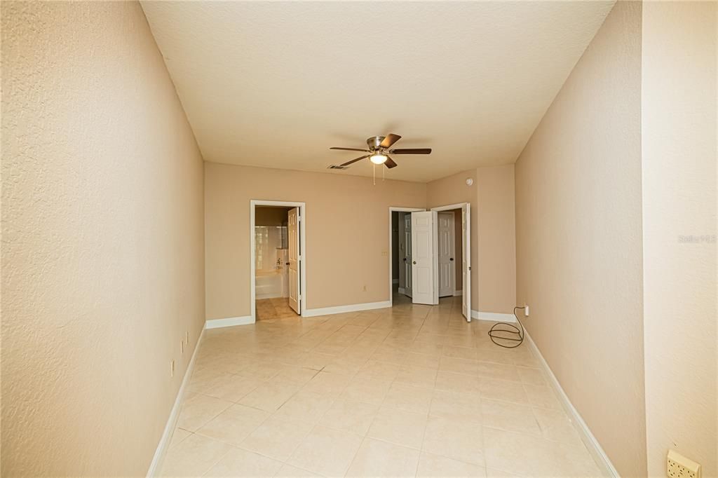 For Sale: $250,000 (2 beds, 2 baths, 1478 Square Feet)