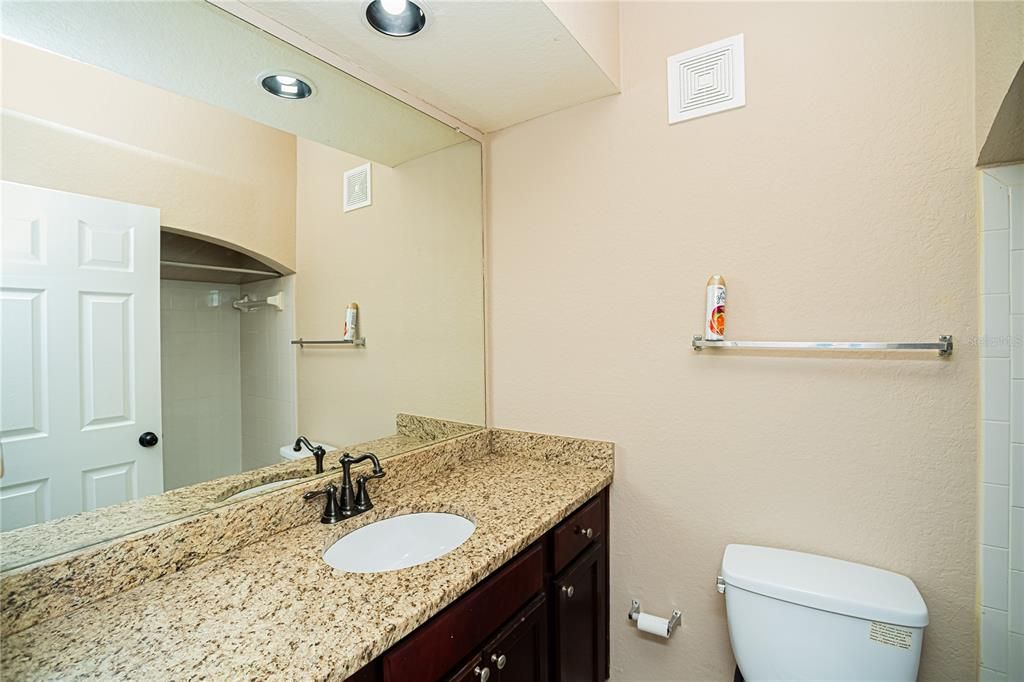 For Sale: $250,000 (2 beds, 2 baths, 1478 Square Feet)