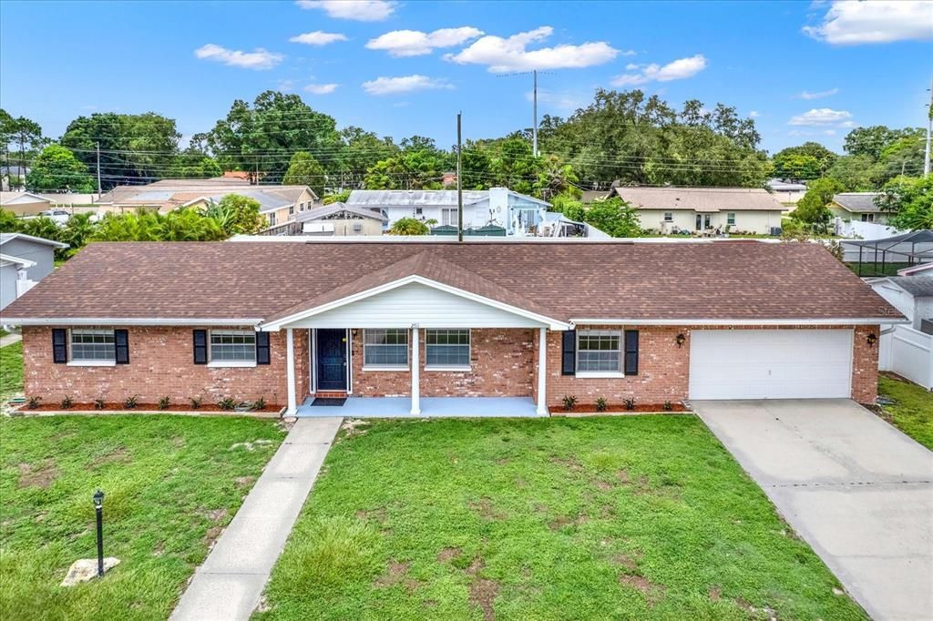 For Sale: $470,000 (3 beds, 2 baths, 1576 Square Feet)