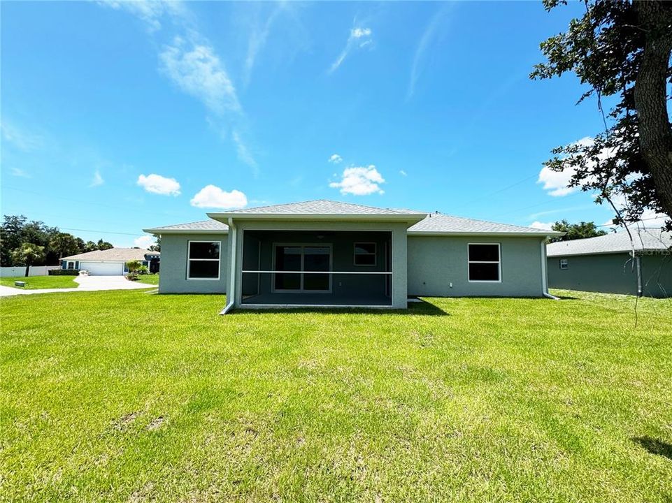 For Sale: $359,900 (3 beds, 2 baths, 1437 Square Feet)