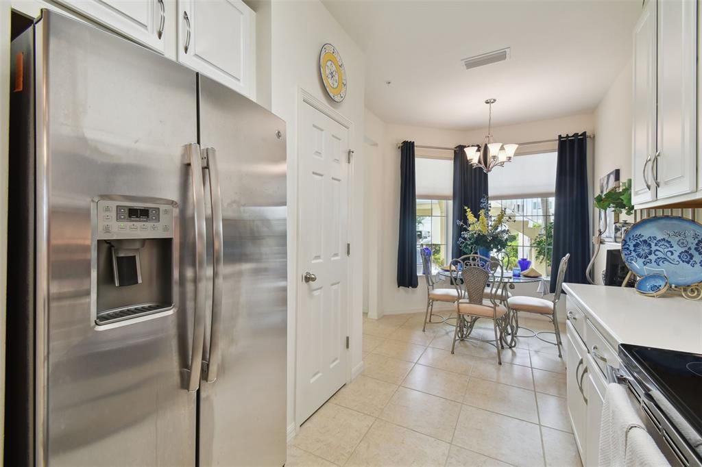 For Sale: $379,900 (2 beds, 2 baths, 1529 Square Feet)