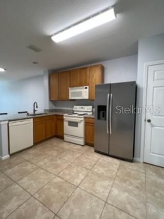 For Rent: $1,895 (2 beds, 2 baths, 1074 Square Feet)