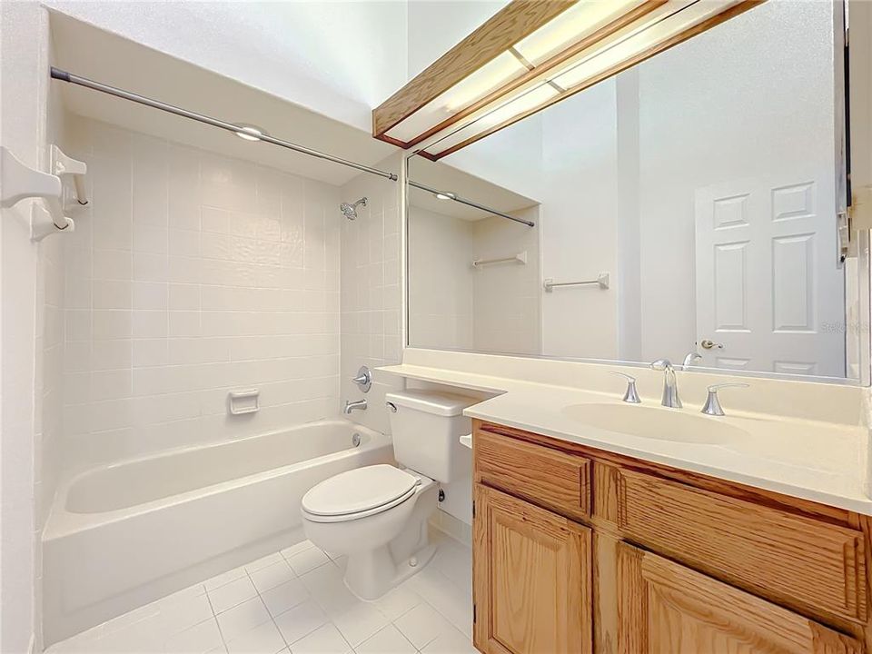 待售: $265,000 (2 贝兹, 2 浴室, 1350 平方英尺)