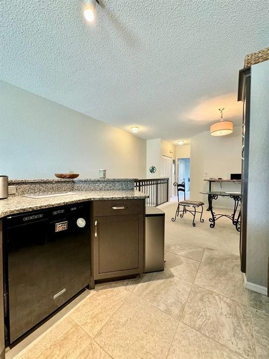 For Sale: $409,900 (1 beds, 1 baths, 815 Square Feet)