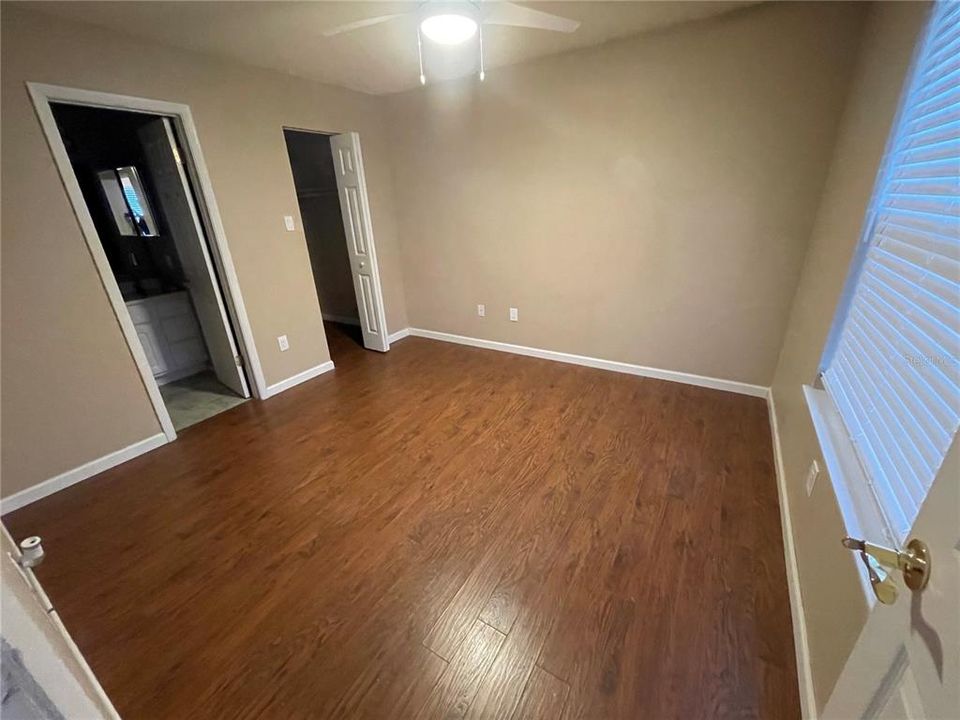 For Rent: $1,700 (2 beds, 2 baths, 866 Square Feet)