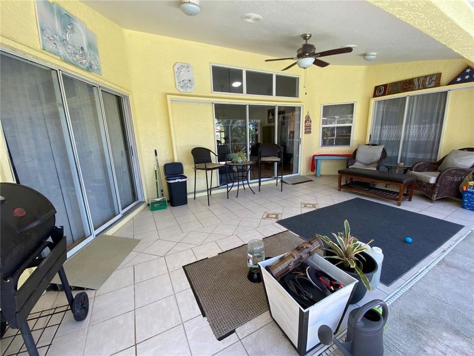 For Sale: $389,900 (3 beds, 2 baths, 2067 Square Feet)