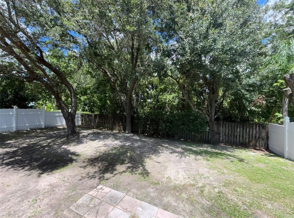For Sale: $435,000 (4 beds, 2 baths, 1855 Square Feet)