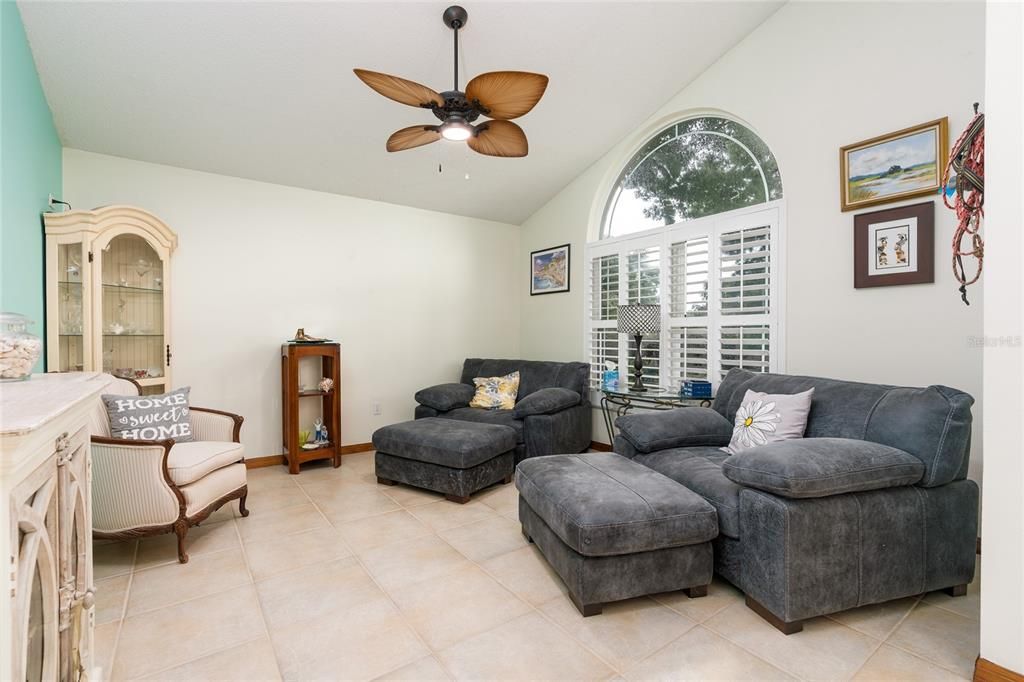 For Sale: $464,990 (3 beds, 2 baths, 1969 Square Feet)