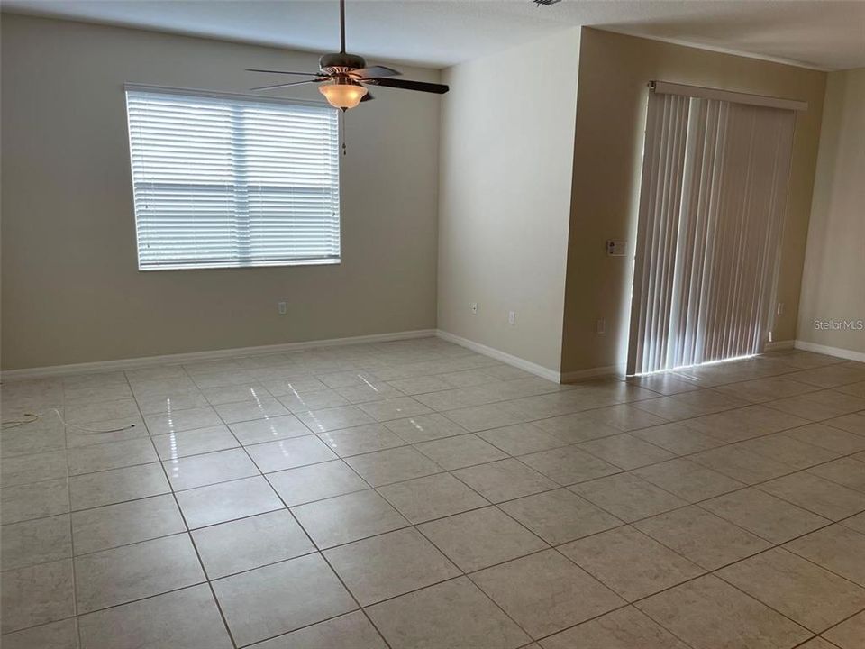 For Rent: $2,495 (3 beds, 3 baths, 1787 Square Feet)