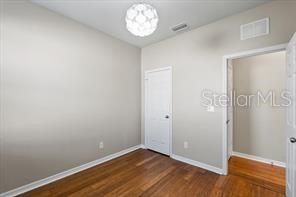 For Rent: $2,200 (3 beds, 2 baths, 1560 Square Feet)