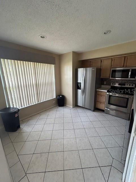 For Rent: $2,199 (3 beds, 2 baths, 1293 Square Feet)