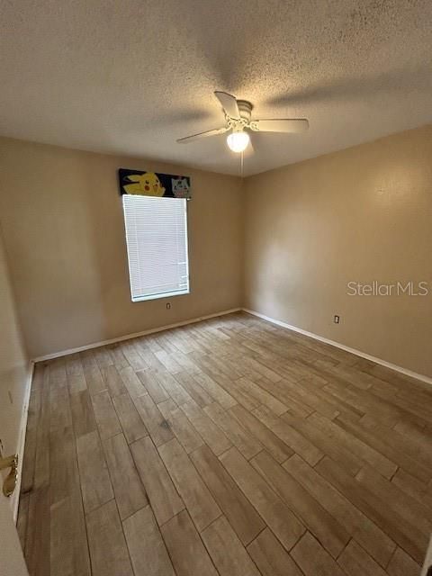 For Rent: $2,199 (3 beds, 2 baths, 1293 Square Feet)