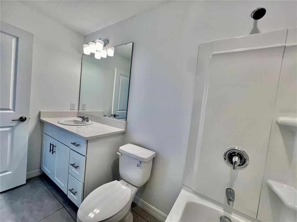 For Rent: $1,900 (2 beds, 2 baths, 1180 Square Feet)