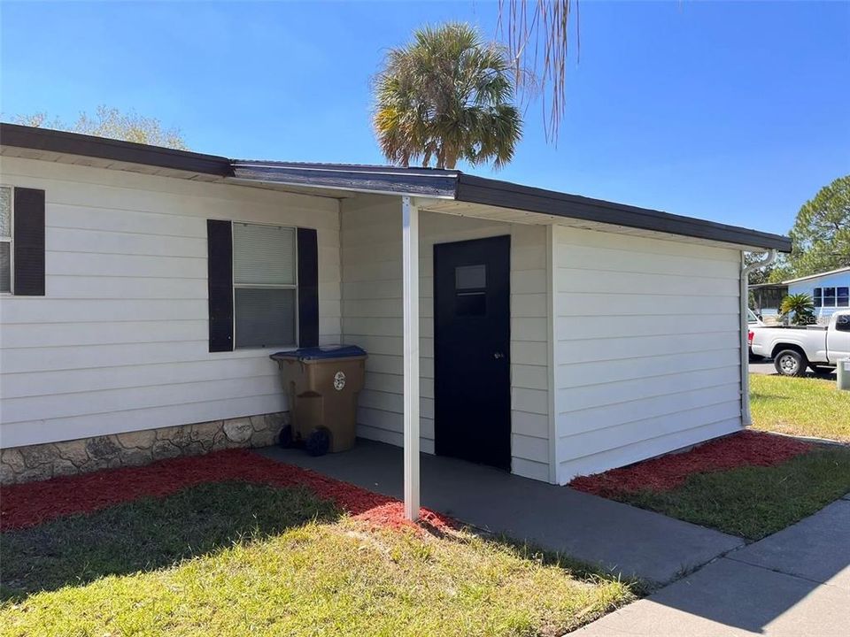 For Sale: $259,000 (4 beds, 2 baths, 1344 Square Feet)