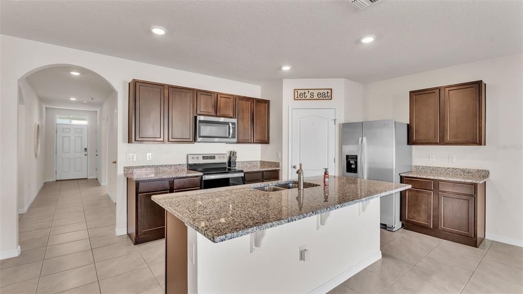 For Sale: $339,900 (4 beds, 2 baths, 1851 Square Feet)