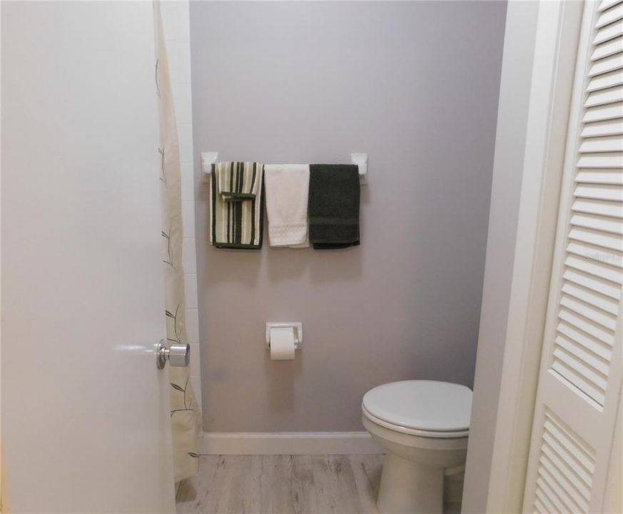 For Rent: $2,300 (2 beds, 2 baths, 1250 Square Feet)