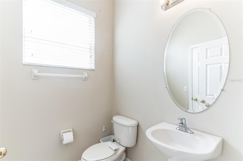 For Sale: $439,000 (3 beds, 2 baths, 1656 Square Feet)