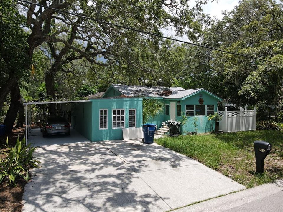 For Sale: $239,950 (3 beds, 1 baths, 912 Square Feet)