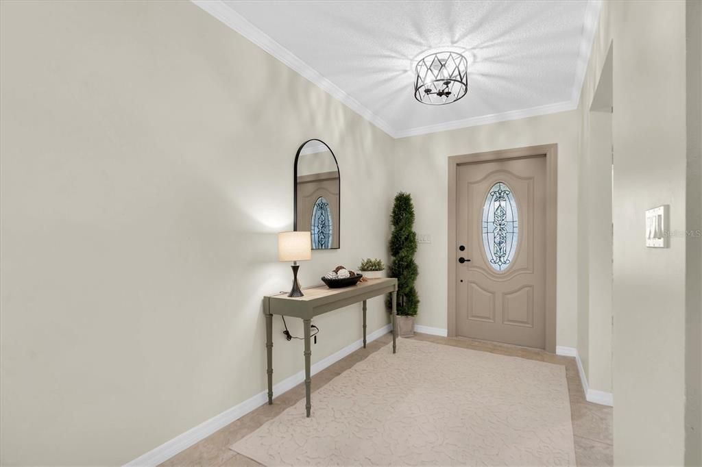 Inviting Foyer / Entrance