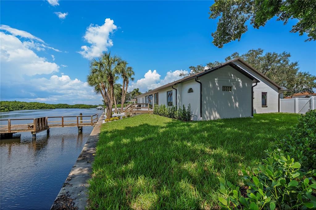 For Sale: $1,980,000 (4 beds, 4 baths, 2502 Square Feet)