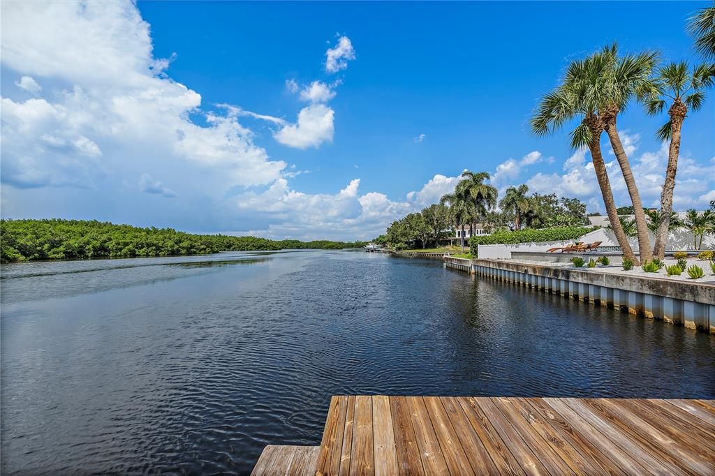 For Sale: $1,980,000 (4 beds, 4 baths, 2502 Square Feet)