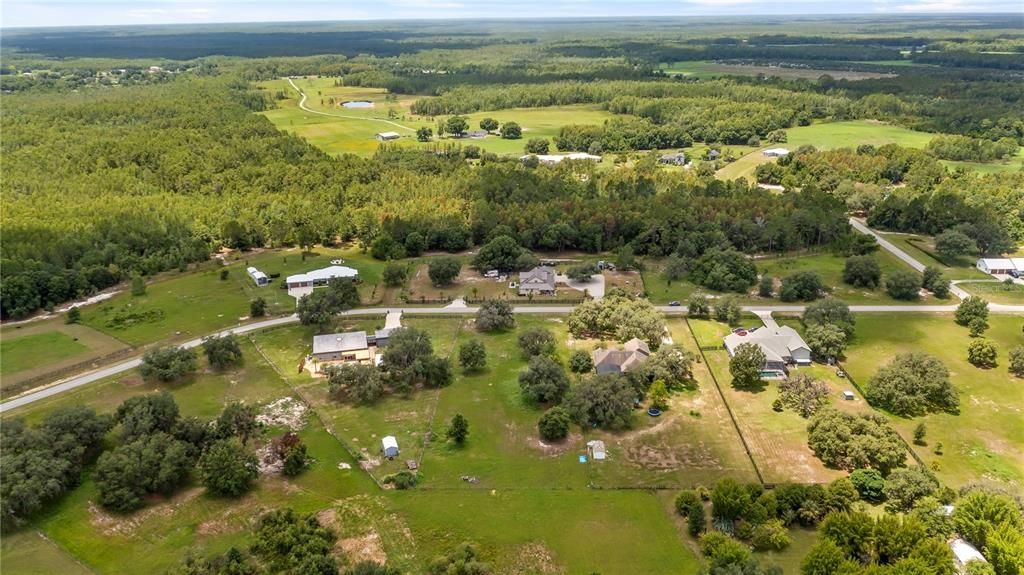 На продажу: $135,000 (1.42 acres)