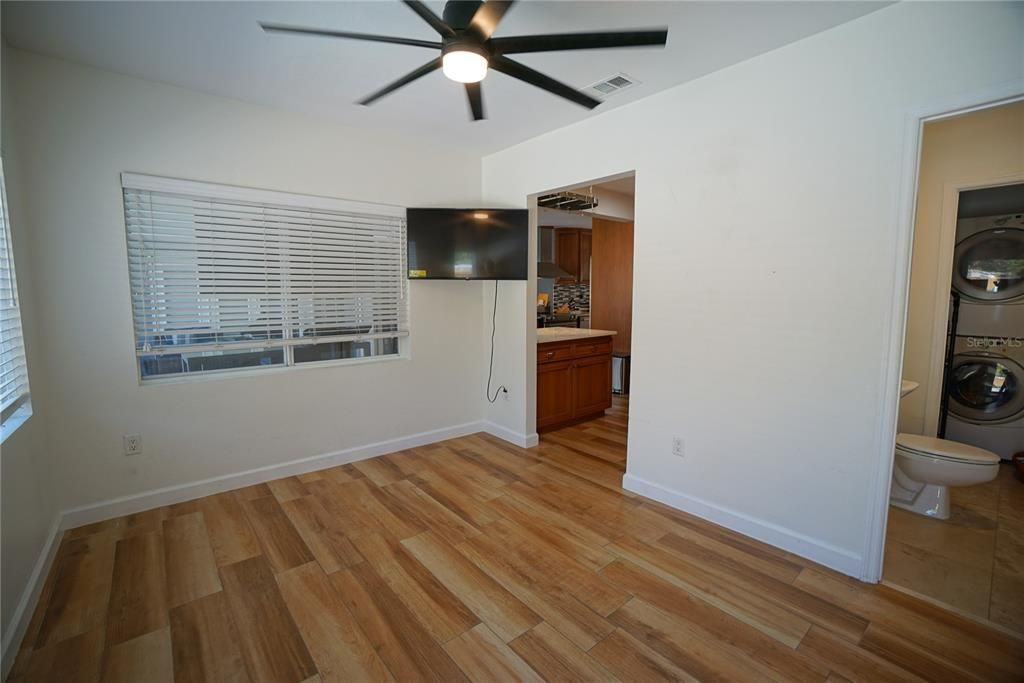 For Rent: $4,100 (3 beds, 2 baths, 2060 Square Feet)