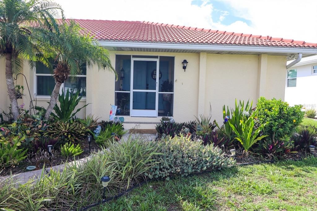 Enclosed front porch