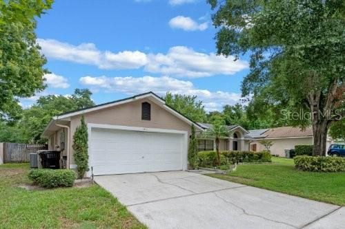 For Sale: $375,000 (3 beds, 2 baths, 1490 Square Feet)